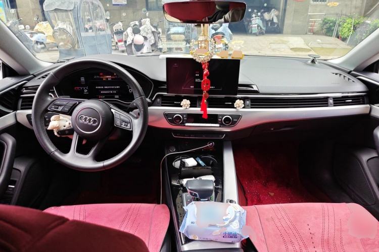 Used Audi A5 2023 Sportback 40 TFSI Fashionable and Dynamic Model Center Console
