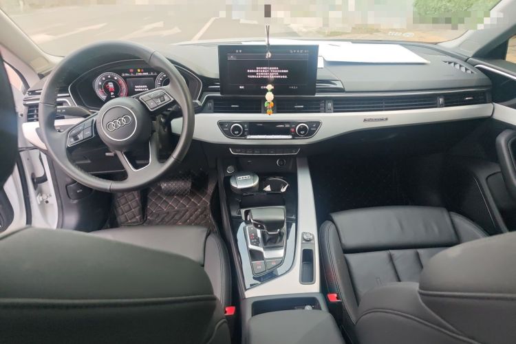 Used Audi A5 2023 Sportback 40 TFSI quattro Luxury Dynamic Edition Center Console