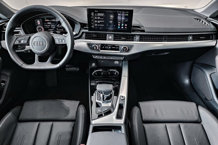 Used Audi A5 2023 Sportback 40 TFSI Fashionable and Dynamic Model Center Console