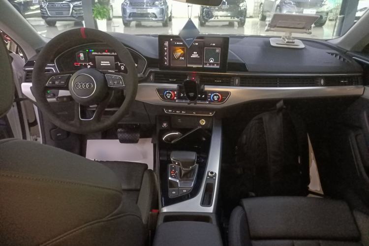 Used Audi A5 2023 Coupe 40 TFSI Fashionable and Dynamic Model Center Console