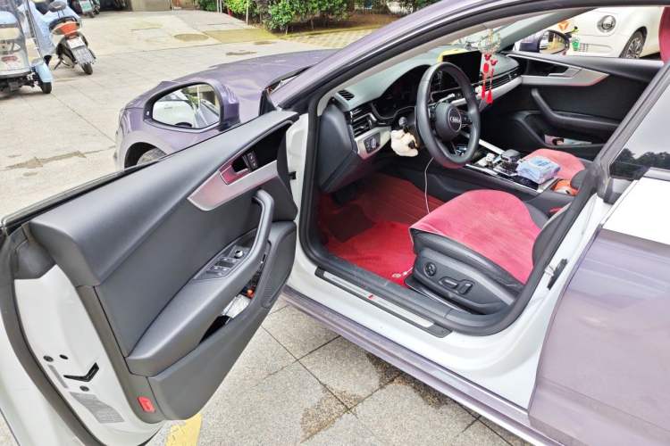 Used Audi A5 2023 Sportback 40 TFSI Fashionable and Dynamic Model Driver Seat
