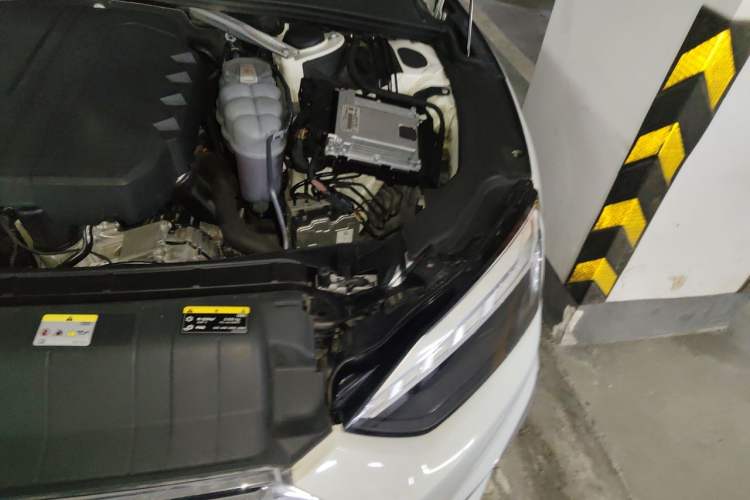 Used Audi A5 2023 Sportback 40 TFSI Fashionable and Dynamic Model Engine Bay Left