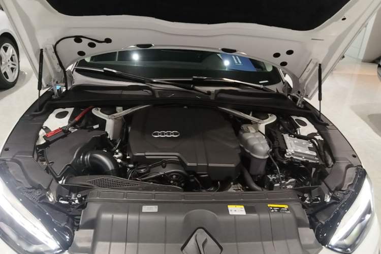 Used Audi A5 2023 Sportback 40 TFSI Fashionable and Dynamic Model Engine Bay