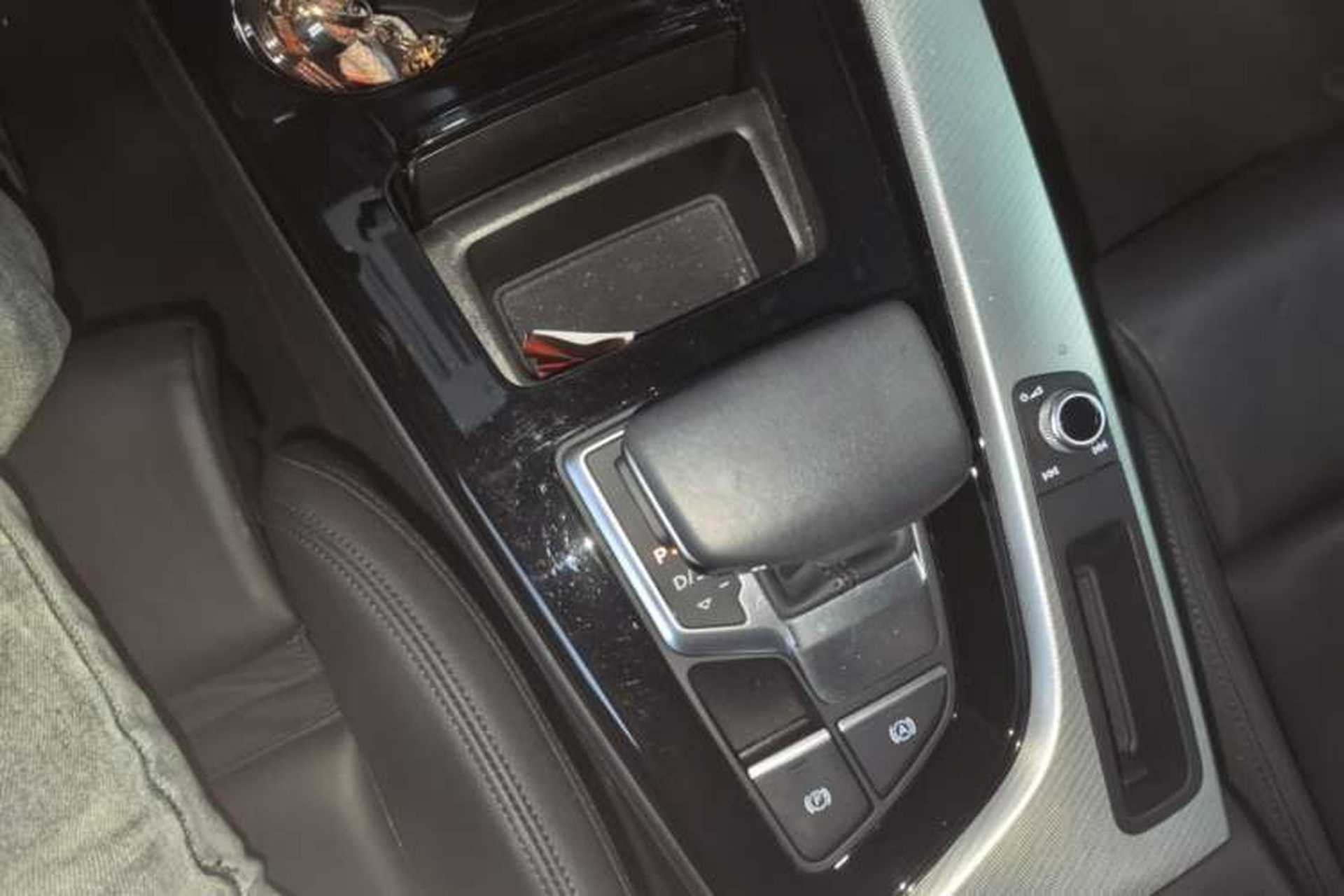 Used Audi A5 2023 Sportback 40 TFSI Fashionable and Dynamic Model Gear Lever