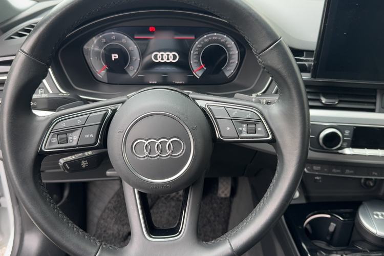 Used Audi A5 2023 Sportback 40 TFSI Fashionable and Dynamic Model Interior 1