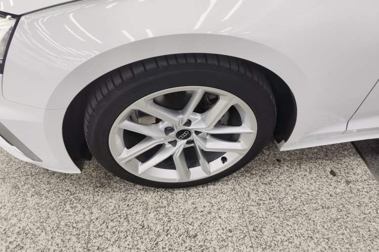 Used Audi A5 2023 Sportback 40 TFSI Fashionable and Dynamic Model Left Front Wheel Hub