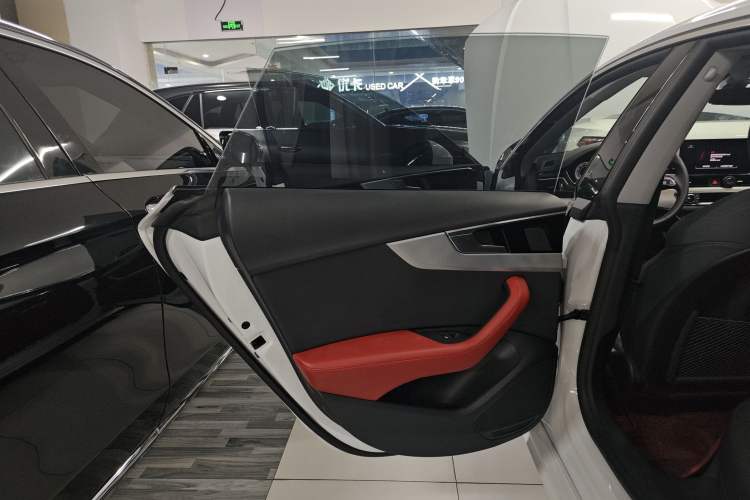 Used Audi A5 2023 Sportback 40 TFSI Fashionable and Dynamic Model Left Rear Door Interior