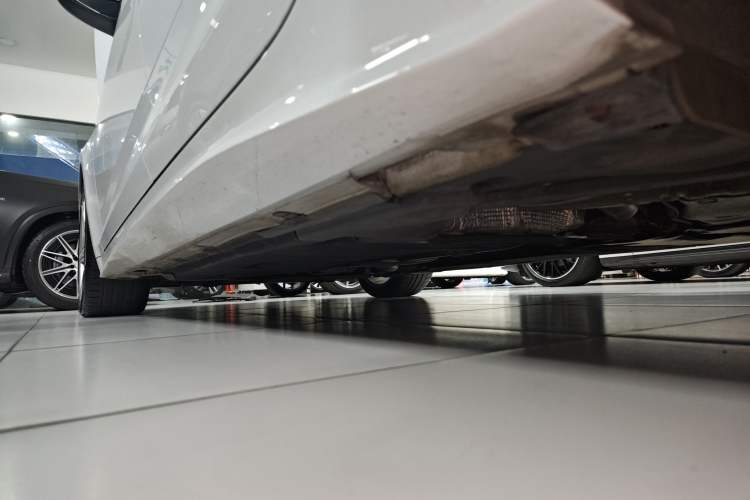 Used Audi A5 2023 Sportback 40 TFSI Fashionable and Dynamic Model Left Side Sill