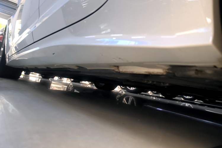 Used Audi A5 2023 Sportback 40 TFSI Fashionable and Dynamic Model Left Side Sill