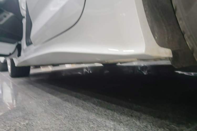 Used Audi A5 2023 Sportback 40 TFSI Fashionable and Dynamic Model Left Side Sill