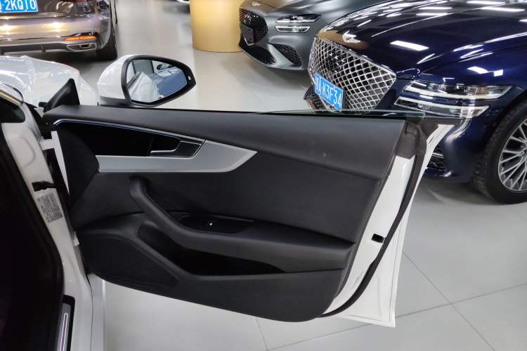 Used Audi A5 2023 Sportback 40 TFSI Fashionable and Dynamic Model Right Front Door Interior