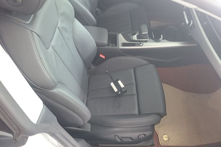 Used Audi A5 2023 Sportback 40 TFSI Fashionable and Dynamic Model Right Front Seat
