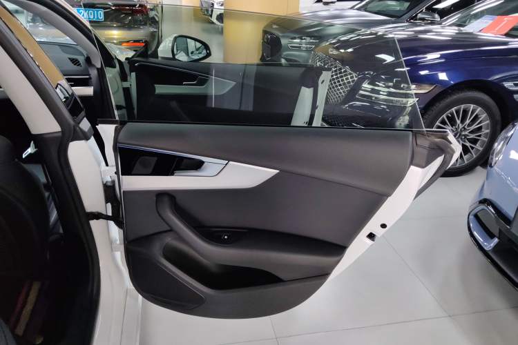 Used Audi A5 2023 Sportback 40 TFSI Fashionable and Dynamic Model Right Rear Door Interior