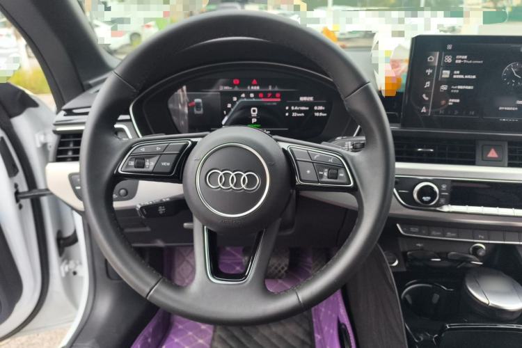 Used Audi A5 2023 Cabriolet 40 TFSI Fashion Dynamic Model Steering Wheel