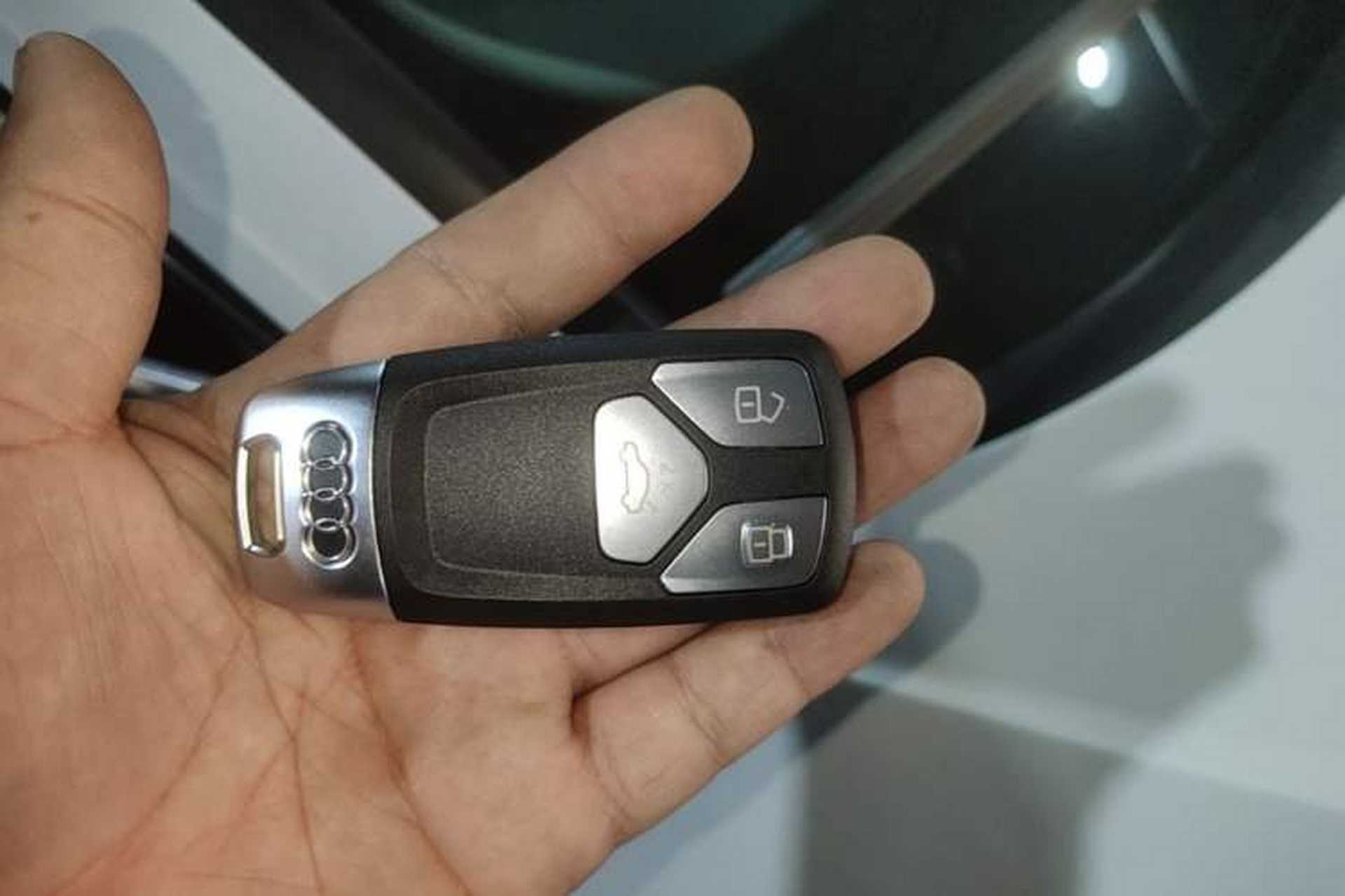 Used Audi A5 2023 Sportback 40 TFSI Fashionable and Dynamic Model Vehicle Key
