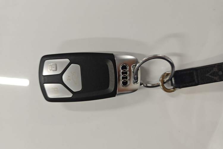 Used Audi A5 2023 Sportback 40 TFSI Fashionable and Dynamic Model Vehicle Key