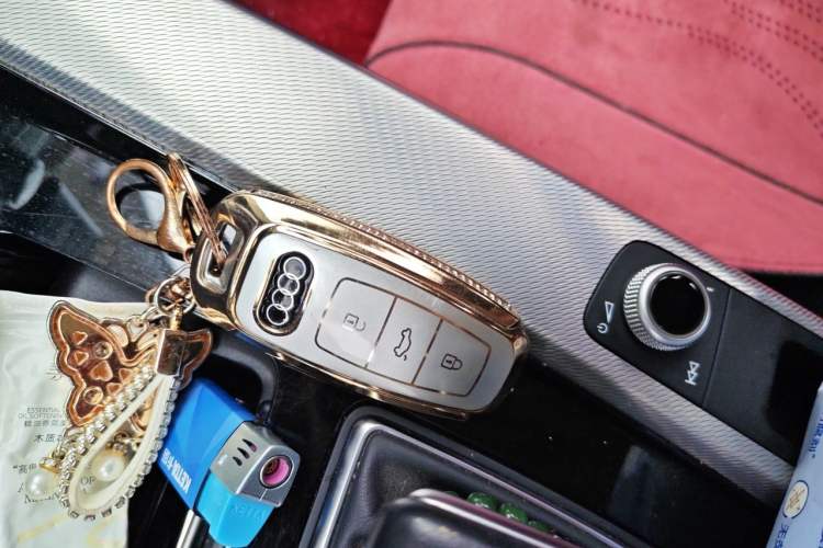 Used Audi A5 2023 Sportback 40 TFSI Fashionable and Dynamic Model Vehicle Key