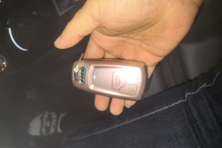 Used Audi A5 2023 Sportback 40 TFSI Fashionable and Dynamic Model Vehicle Key