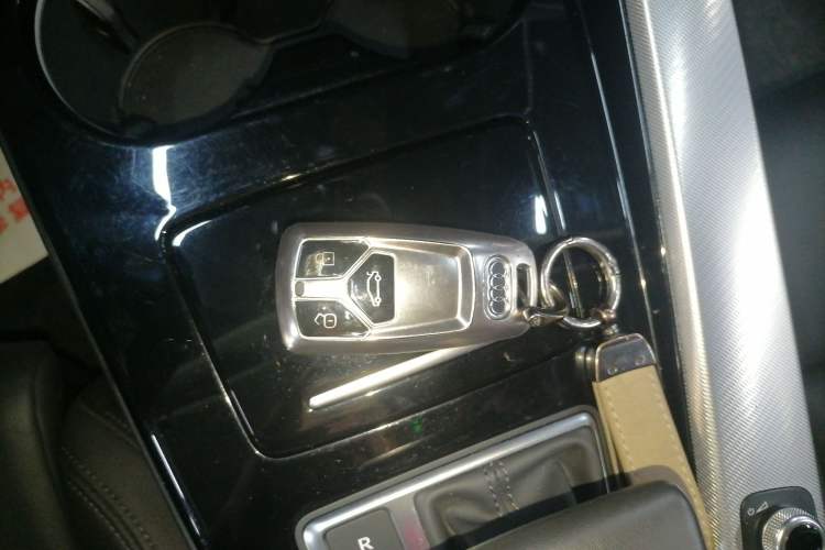 Used Audi A5 2023 Sportback 40 TFSI Fashionable and Dynamic Model Vehicle Key