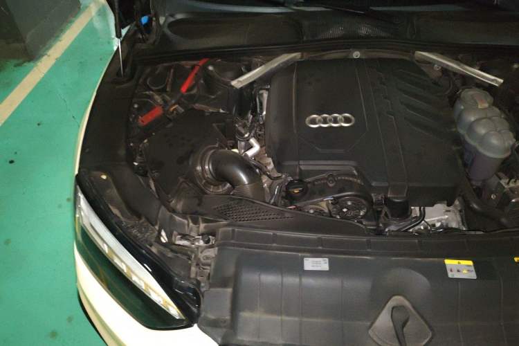 Used Audi A5 2023 Sportback 40 TFSI quattro Luxury Dynamic Edition Engine Bay Right