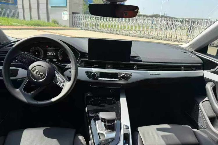 Used Audi A5 2024 Sportback 40 TFSI quattro Luxury Dynamic Model Interior 1