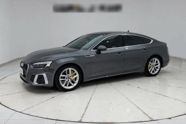 Audi A5 2024 Sportback 40 TFSI Fashionable and Dynamic Model de segunda mano