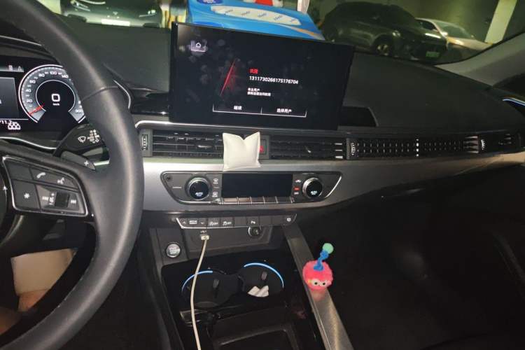 Used Audi A5 2024 Sportback 40 TFSI Fashionable and Dynamic Model Audio And AC Panel