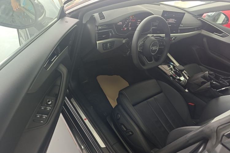 Used Audi A5 2024 Sportback 40 TFSI Fashionable and Dynamic Model Driver Seat