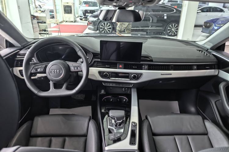 Used Audi A5 2024 Sportback 40 TFSI quattro Luxury Dynamic Model Gear Lever