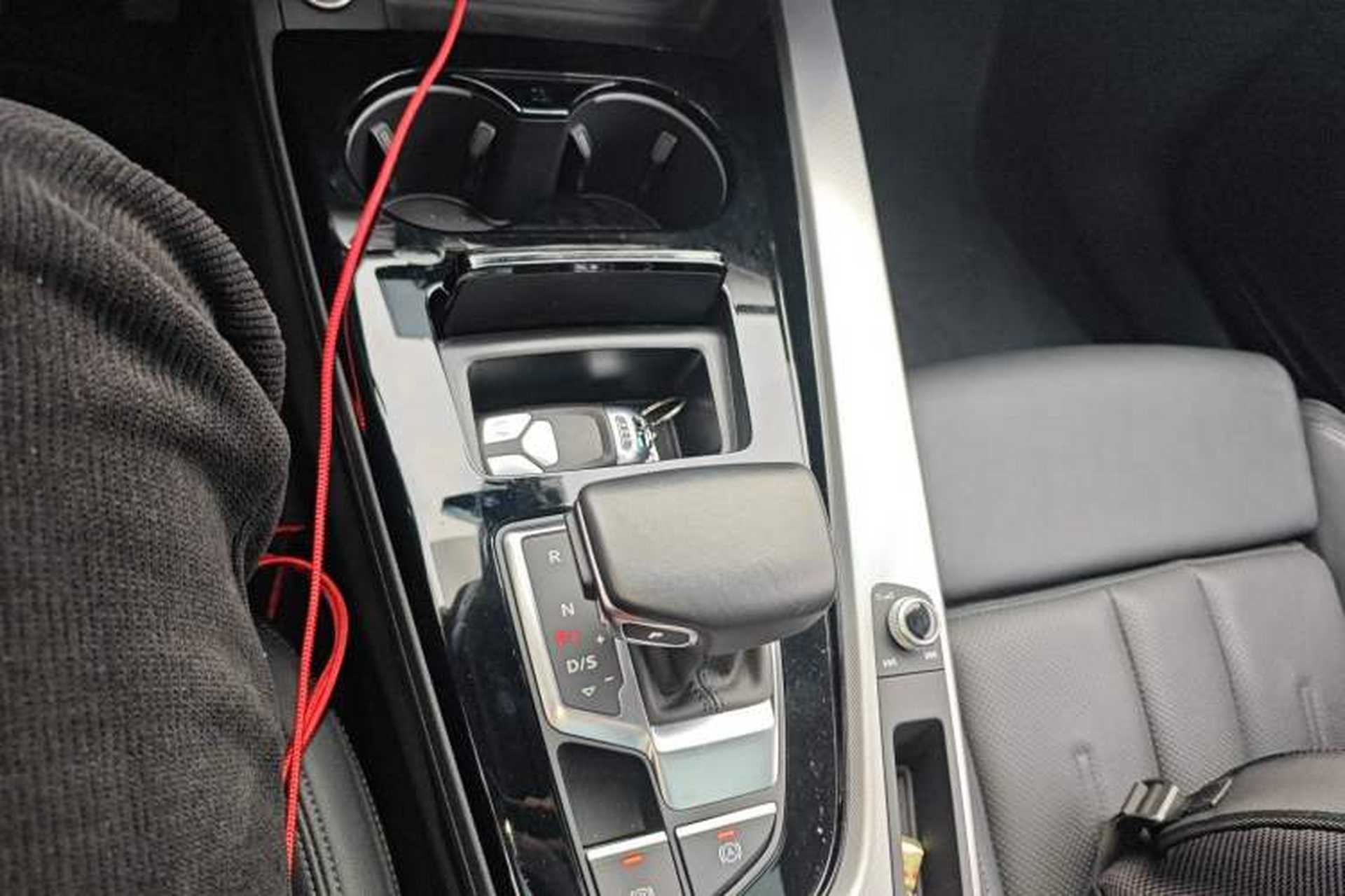 Used Audi A5 2024 Sportback 40 TFSI Fashionable and Dynamic Model Gear Lever