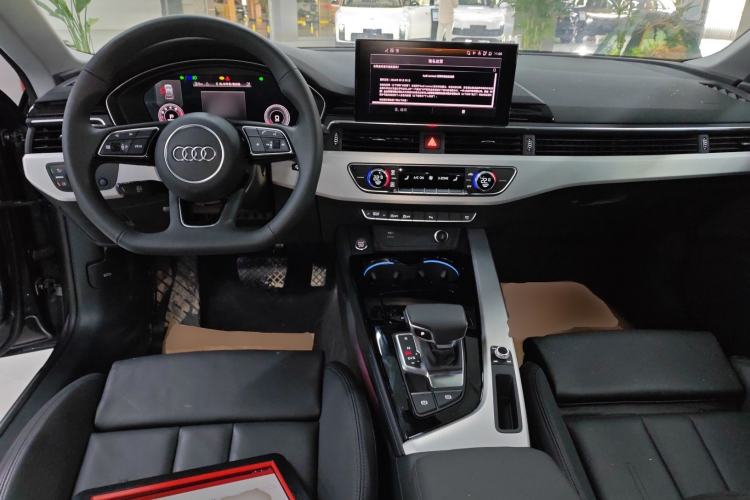 Used Audi A5 2024 Sportback 40 TFSI Fashionable and Dynamic Model Interior 2