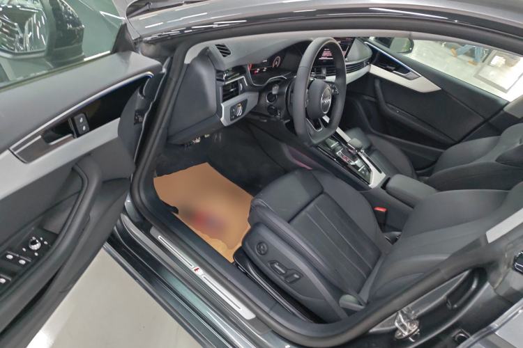 Used Audi A5 2024 Sportback 40 TFSI Fashionable and Dynamic Model Interior 3