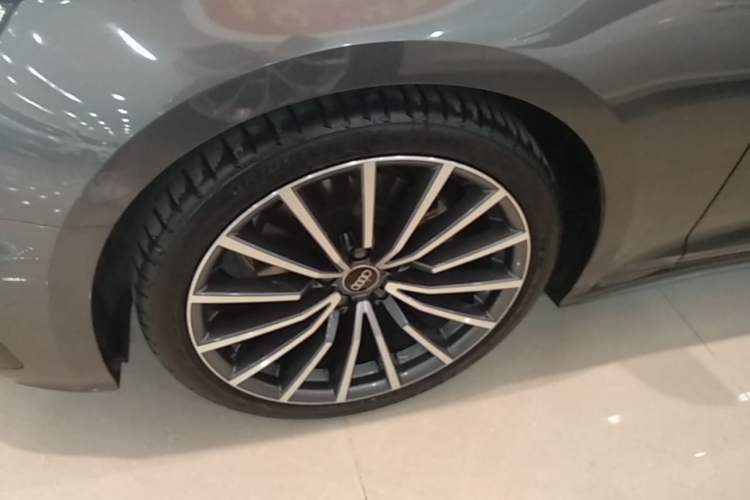 Used Audi A5 2024 Sportback 40 TFSI quattro Luxury Dynamic Model Left Front Wheel Hub