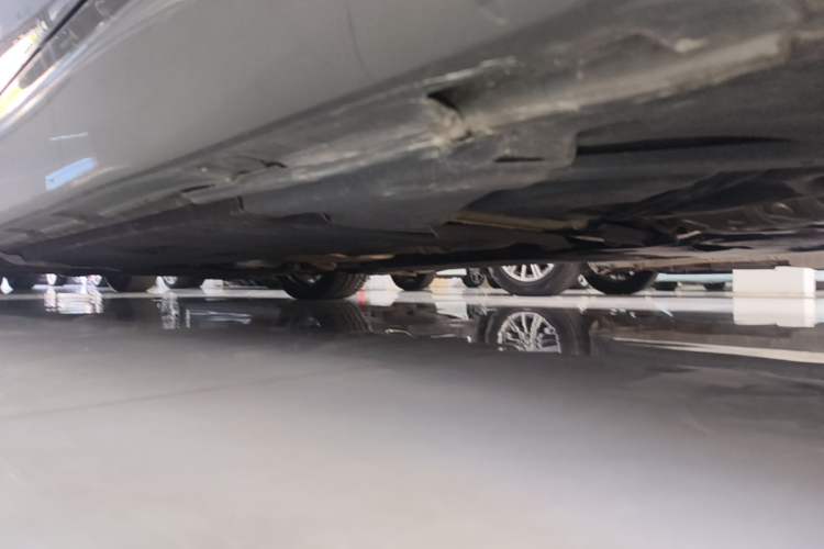 Used Audi A5 2024 Sportback 40 TFSI quattro Luxury Dynamic Model Left Side Sill