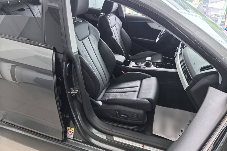 Used Audi A5 2024 Sportback 40 TFSI quattro Luxury Dynamic Model Right Front Seat