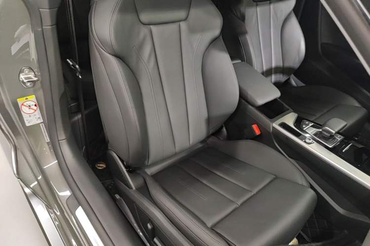 Used Audi A5 2024 Coupe 40 TFSI Fashion Dynamic Model Right Front Seat