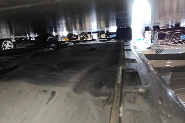 Used Audi A5 2024 Sportback 40 TFSI quattro Luxury Dynamic Model Right Side Sill