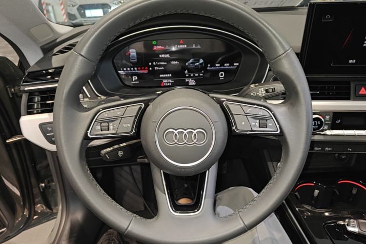 Used Audi A5 2024 Sportback 40 TFSI quattro Luxury Dynamic Model Steering Wheel