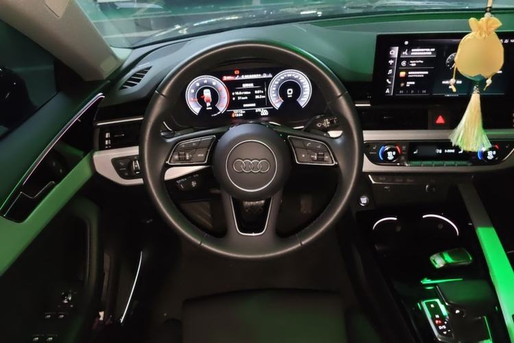 Used Audi A5 2024 Sportback 40 TFSI quattro Luxury Dynamic Model Steering Wheel