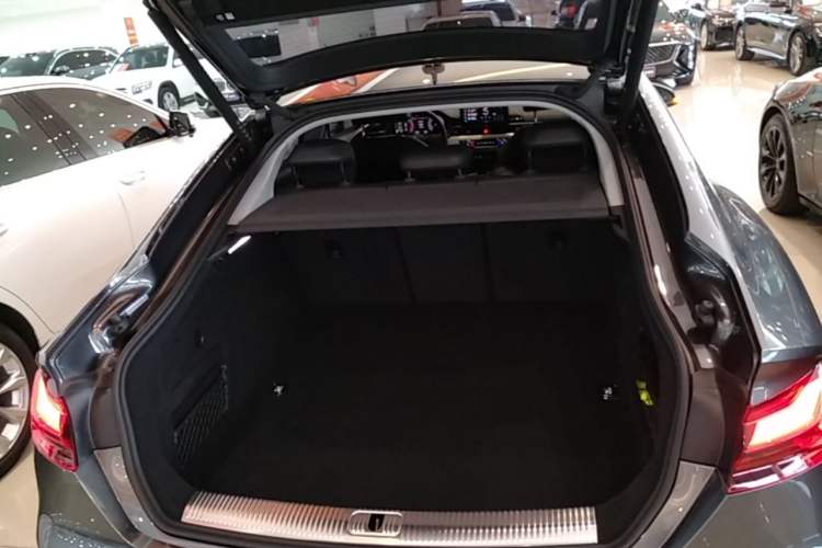 Used Audi A5 2024 Sportback 40 TFSI quattro Luxury Dynamic Model Trunk