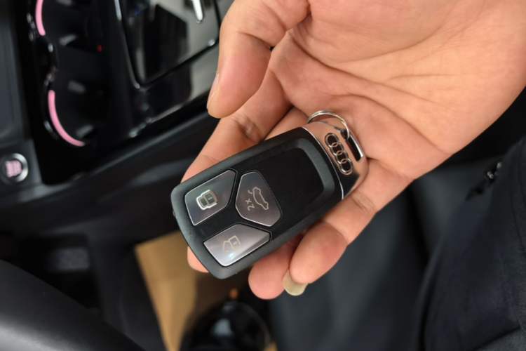 Used Audi A5 2024 Sportback 40 TFSI Fashionable and Dynamic Model Vehicle Key
