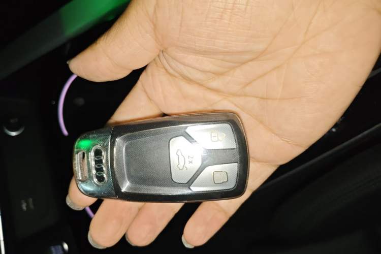 Used Audi A5 2024 Sportback 40 TFSI quattro Luxury Dynamic Model Vehicle Key