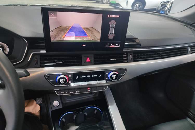 Used Audi A5 2024 Sportback 40 TFSI Fashionable and Dynamic Model Audio And AC Panel