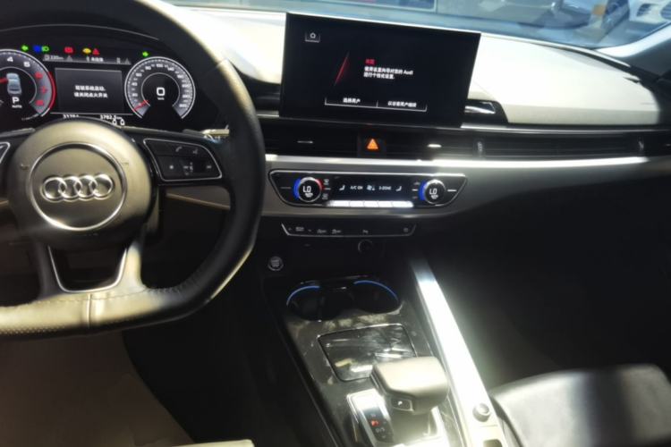 Used Audi A5 2024 Coupe 40 TFSI Fashion Dynamic Model Center Console