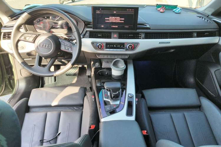 Used Audi A5 2024 Sportback 40 TFSI quattro Luxury Dynamic Model Center Console