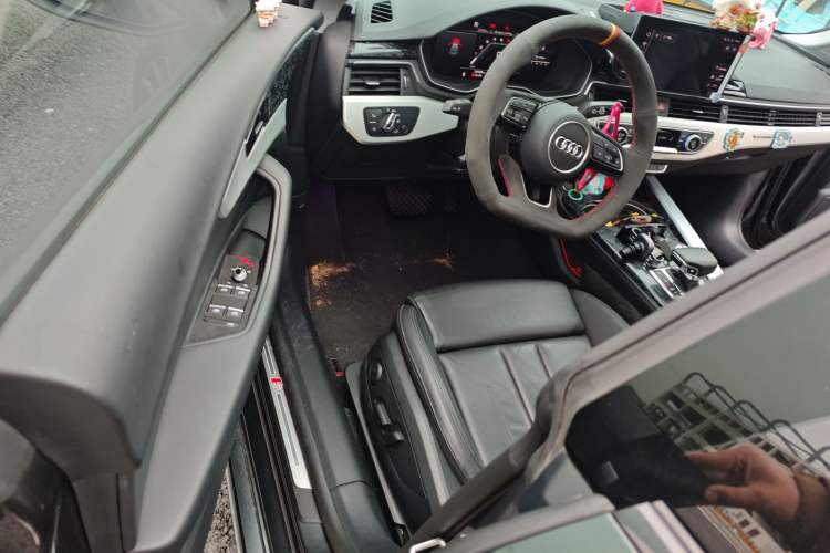 Used Audi A5 2024 Sportback 40 TFSI quattro Luxury Dynamic Model Driver Seat