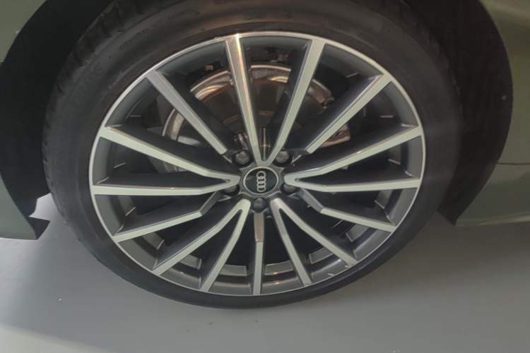 Used Audi A5 2024 Sportback 40 TFSI quattro Luxury Dynamic Model Exterior 5