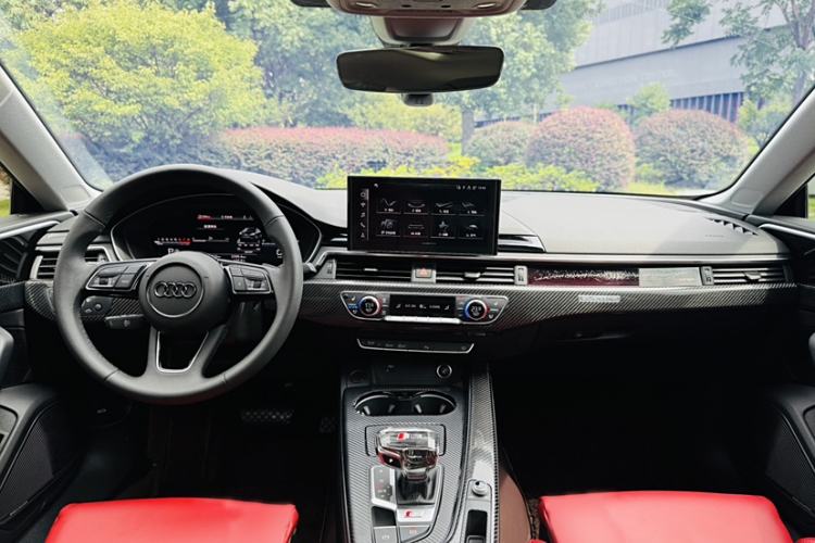 Used Audi A5 2024 Sportback 40 TFSI quattro Luxury Dynamic Model Interior 1