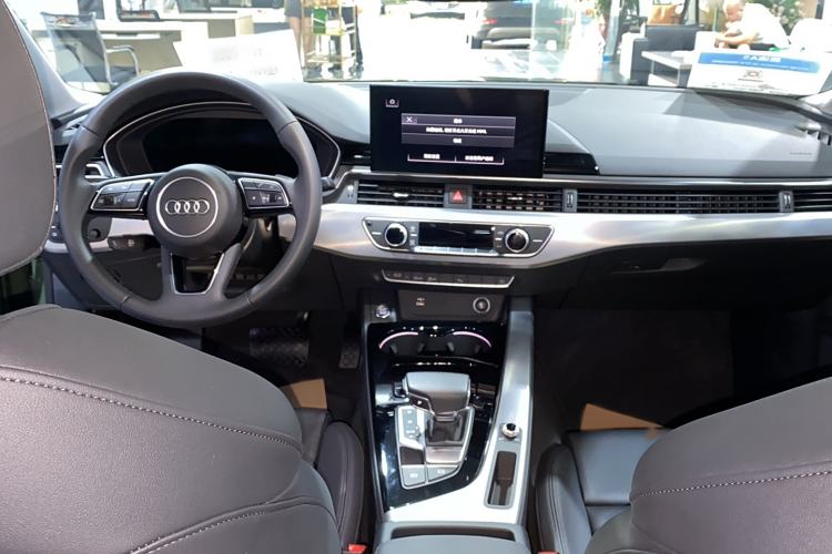 Used Audi A5 2024 Sportback 40 TFSI Fashionable and Dynamic Model Interior 3