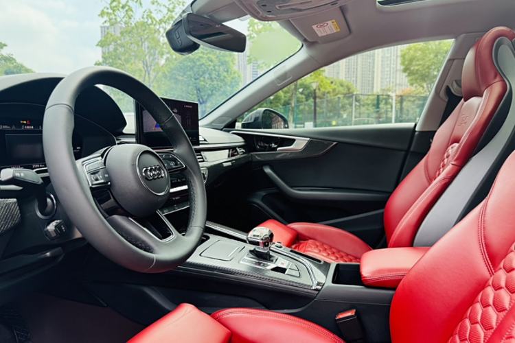 Used Audi A5 2024 Sportback 40 TFSI quattro Luxury Dynamic Model Interior 6